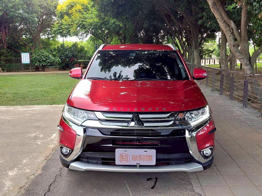 MITSUBISHI OUTLANDER 圖 2