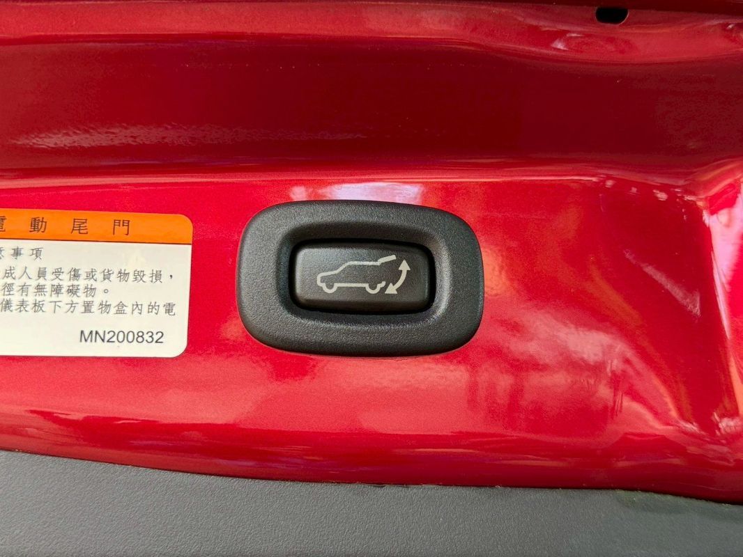 MITSUBISHI OUTLANDER 圖 10