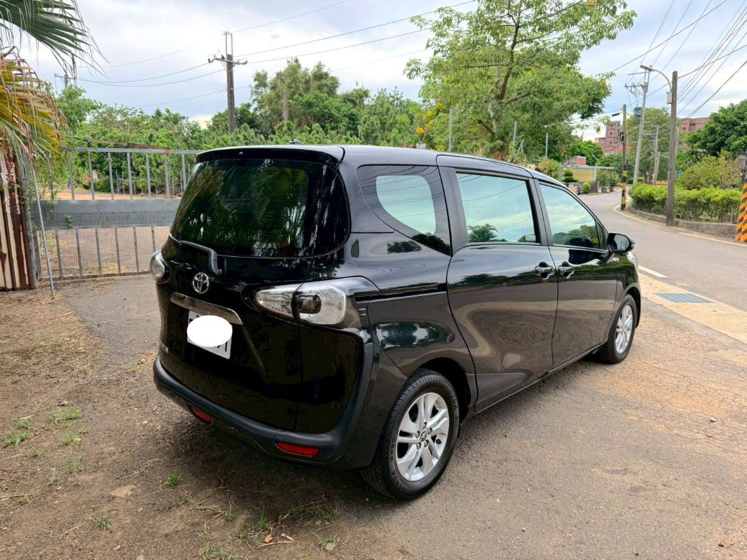 TOYOTA SIENTA 圖 15