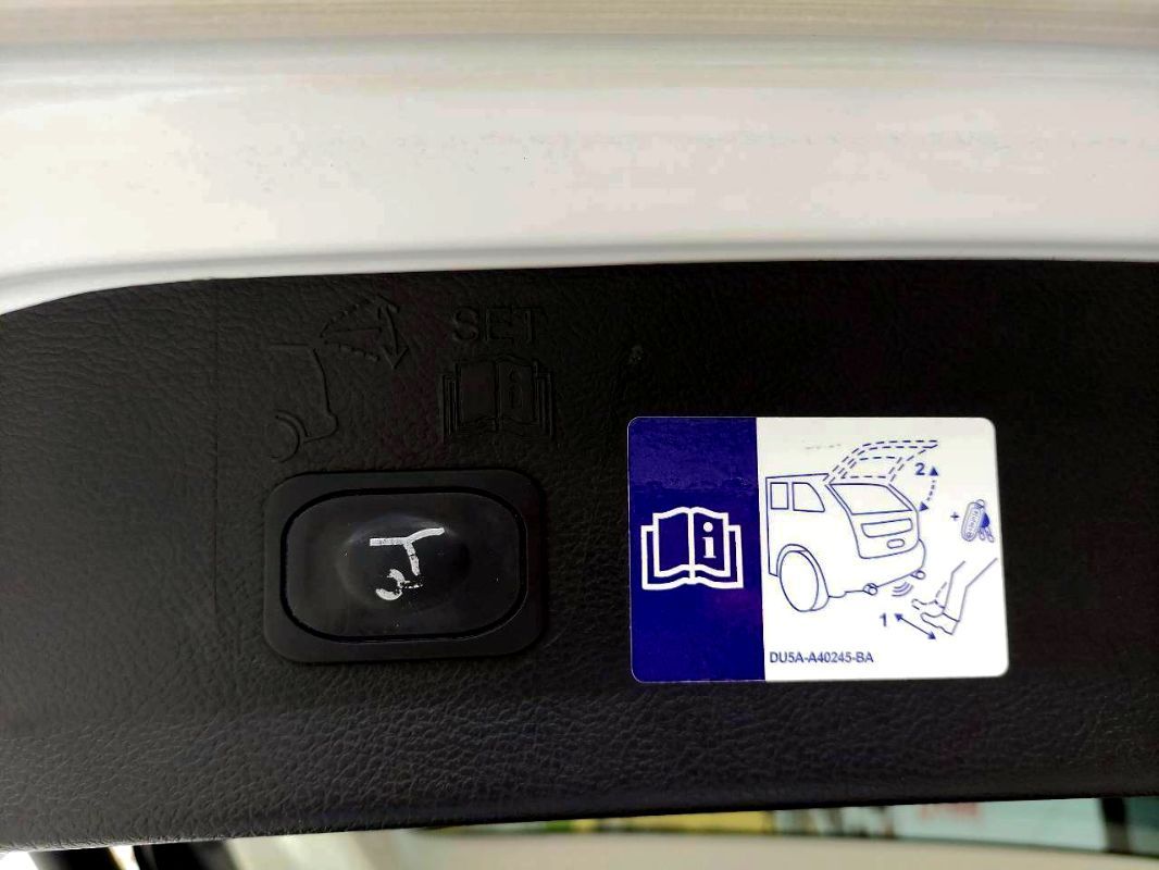 FORD KUGA 圖 12