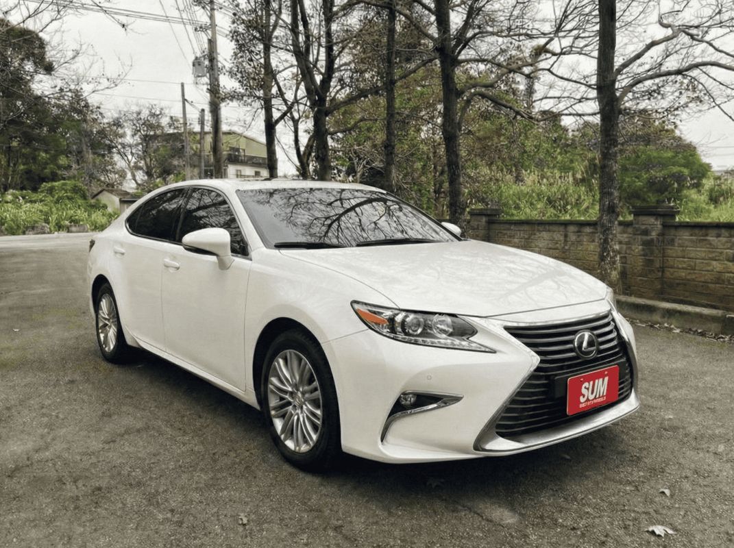LEXUS ES200 圖 3