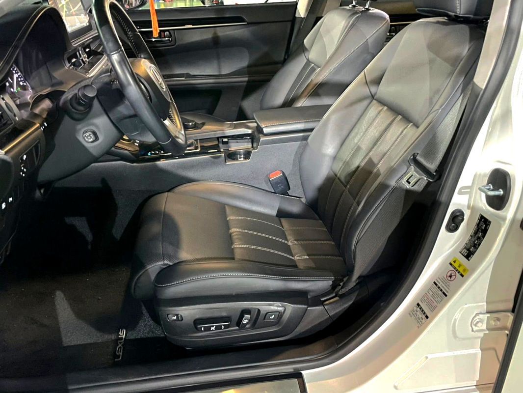 LEXUS ES200 圖 4