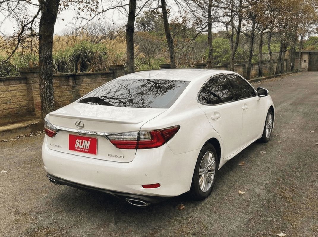 LEXUS ES200 圖 12