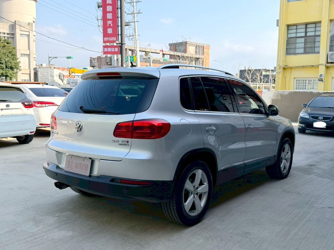 VOLKSWAGEN TIGUAN 圖 17