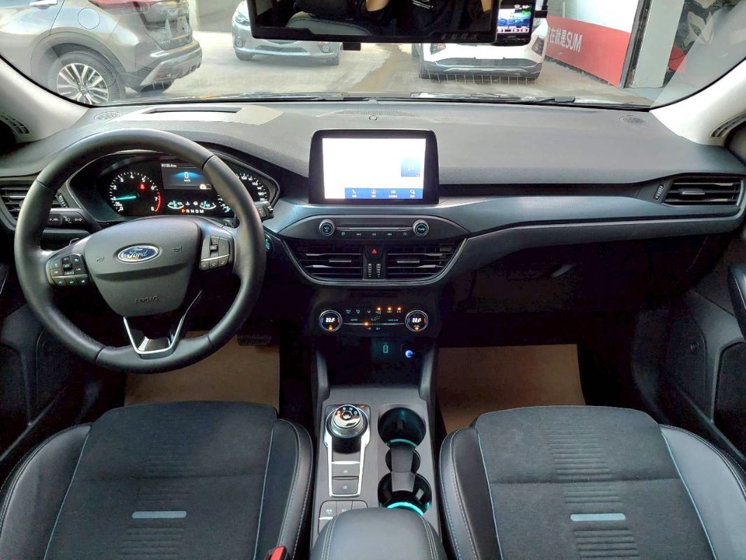 FORD FOCUS ACTIVE 圖 4