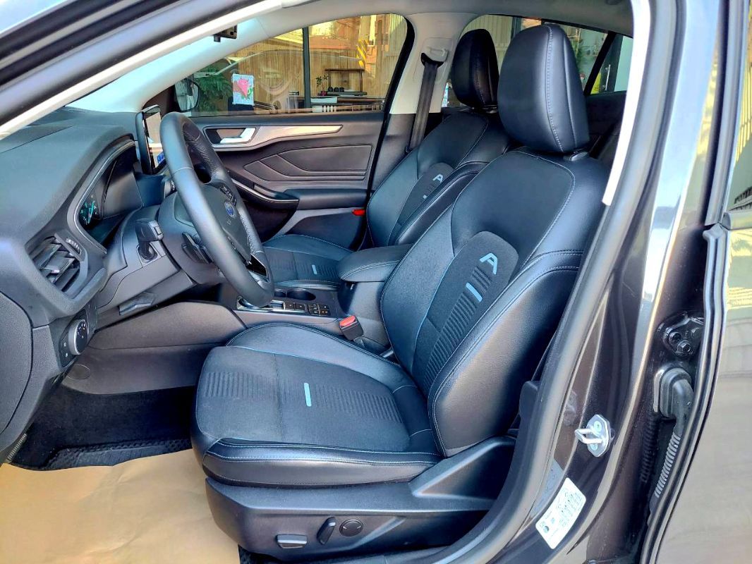 FORD FOCUS ACTIVE 圖 5