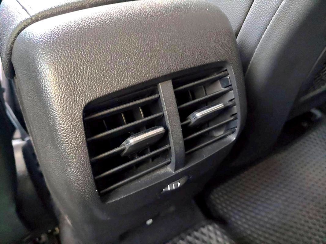 FORD FOCUS ACTIVE 圖 16
