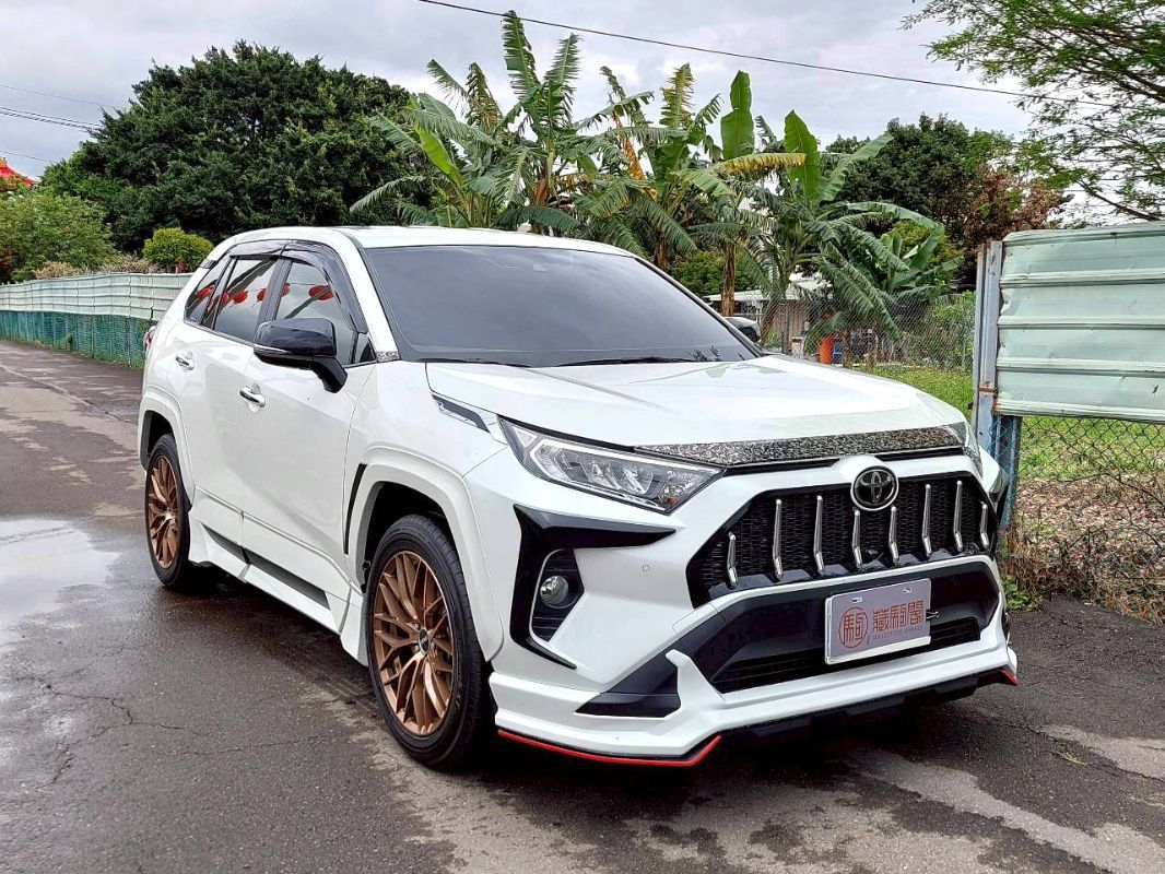 TOYOTA RAV4 圖 3