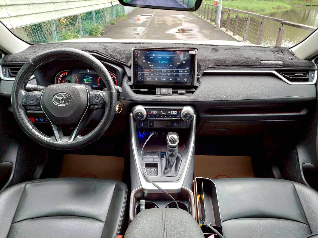 TOYOTA RAV4 圖 4