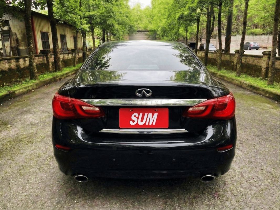 INFINITI Q70 圖 16