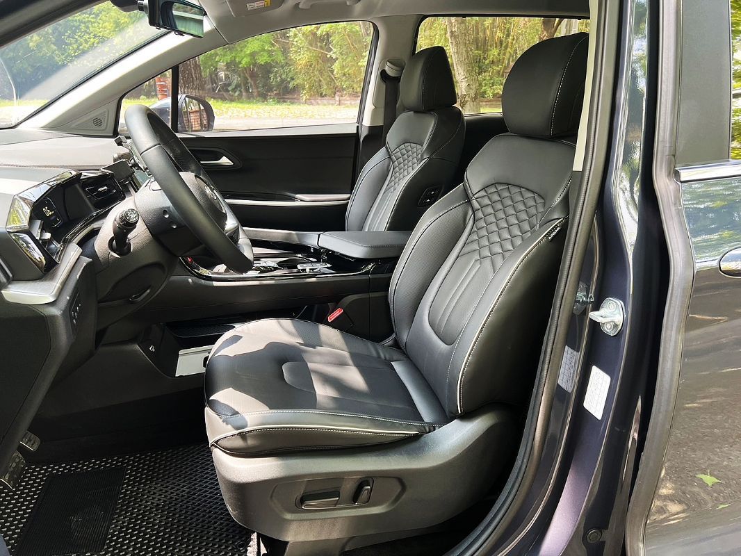 HYUNDAI CUSTIN 圖 4