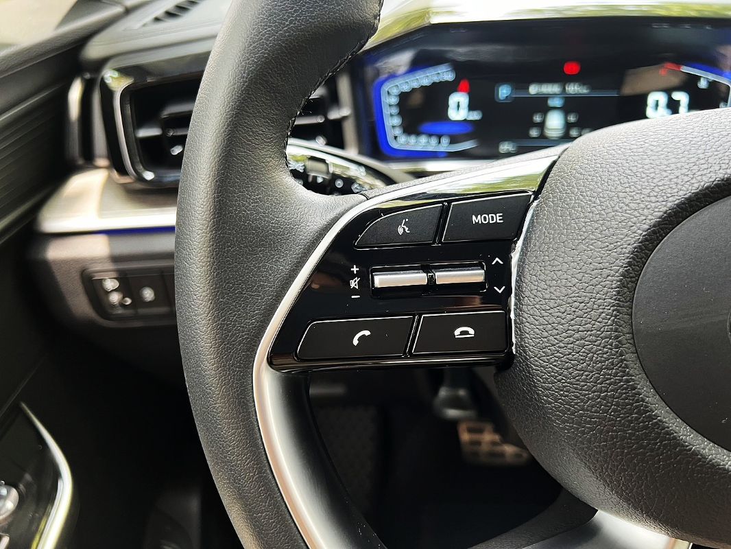 HYUNDAI CUSTIN 圖 7