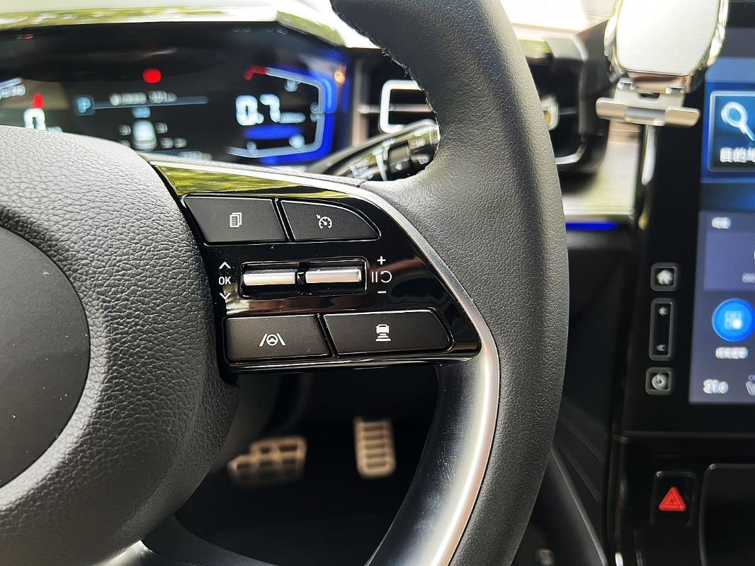 HYUNDAI CUSTIN 圖 8