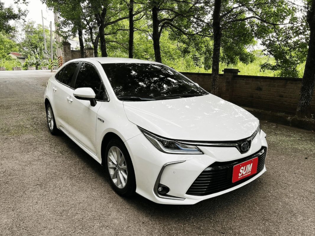 TOYOTA ALTIS HYBRID 圖 3