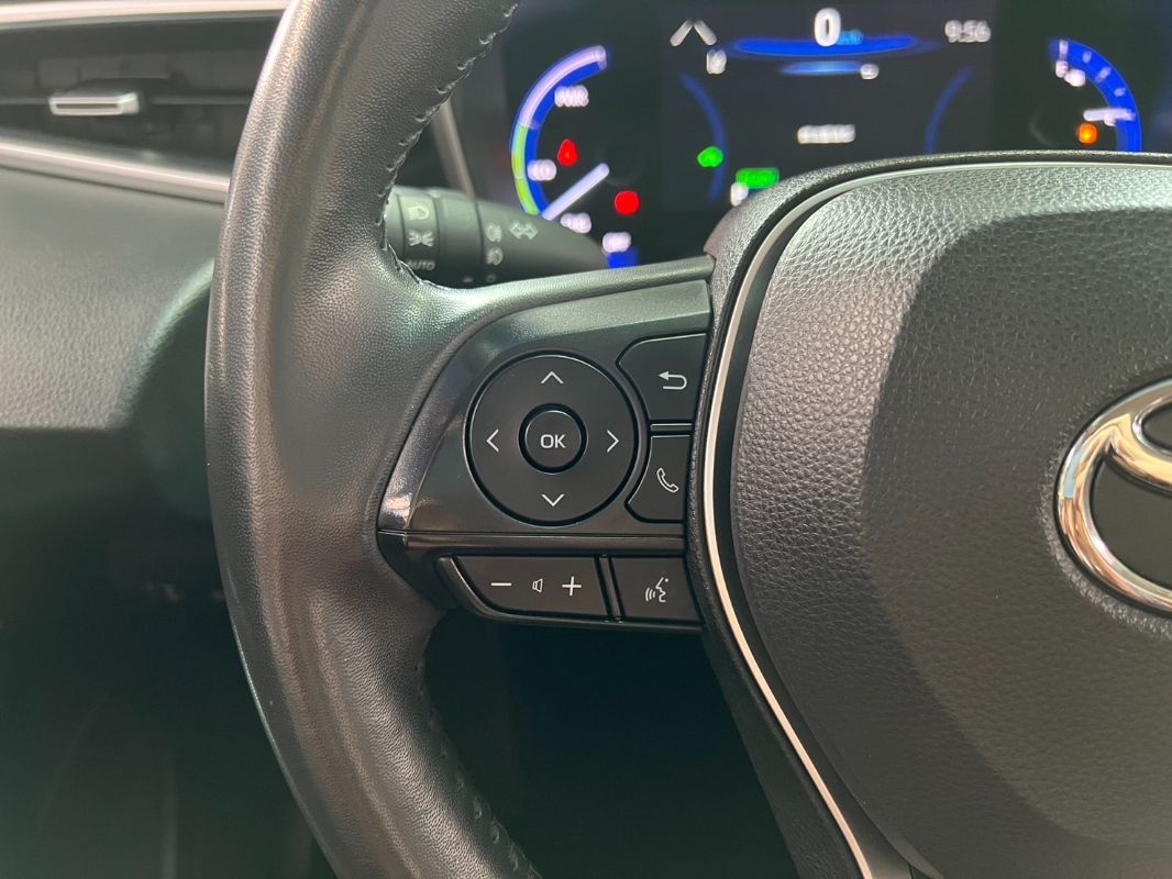 TOYOTA ALTIS HYBRID 圖 6