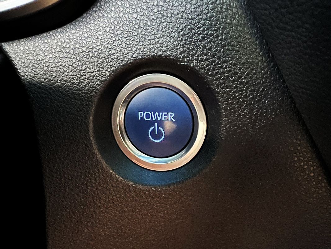 TOYOTA ALTIS HYBRID 圖 8