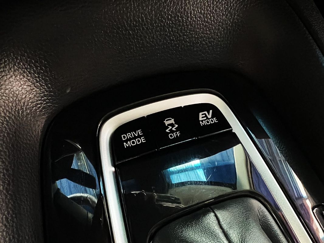 TOYOTA ALTIS HYBRID 圖 13