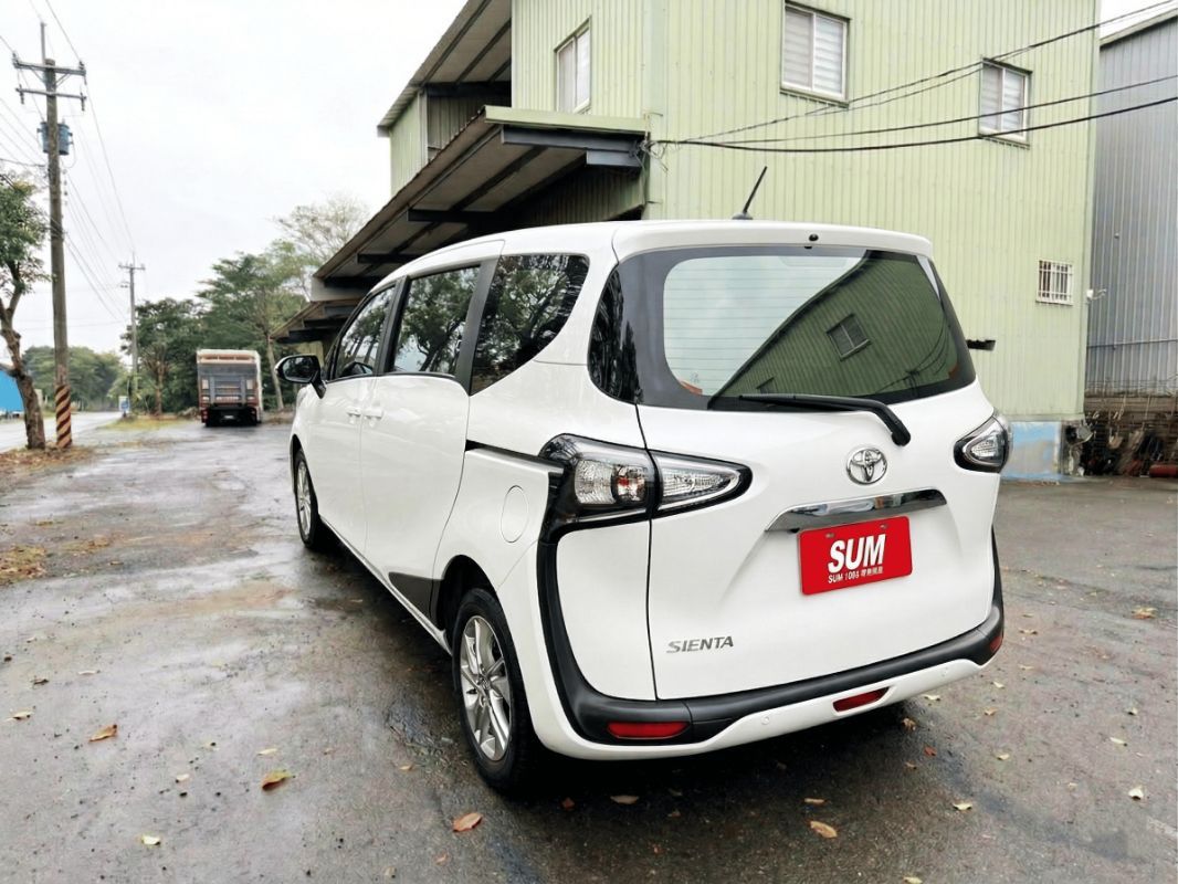 TOYOTA SIENTA 圖 15