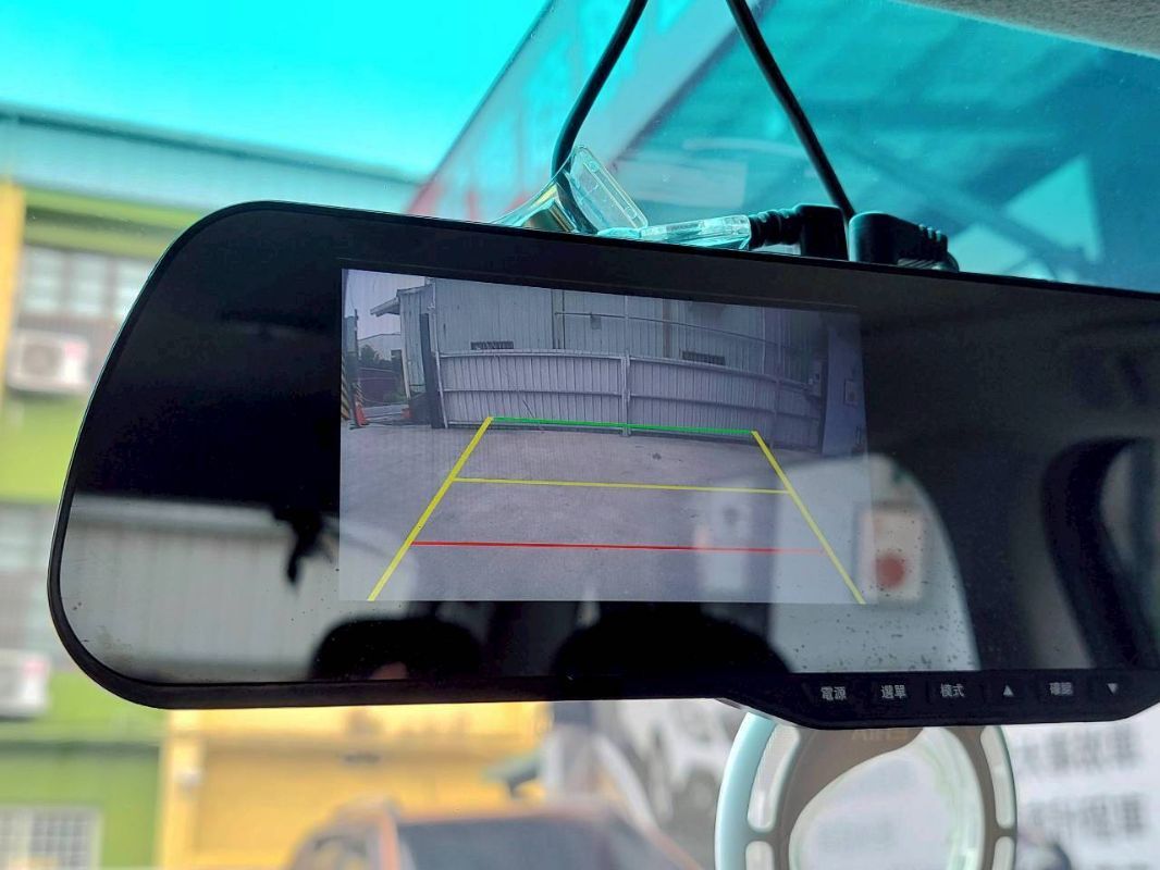 MITSUBISHI COLT PLUS 圖 8