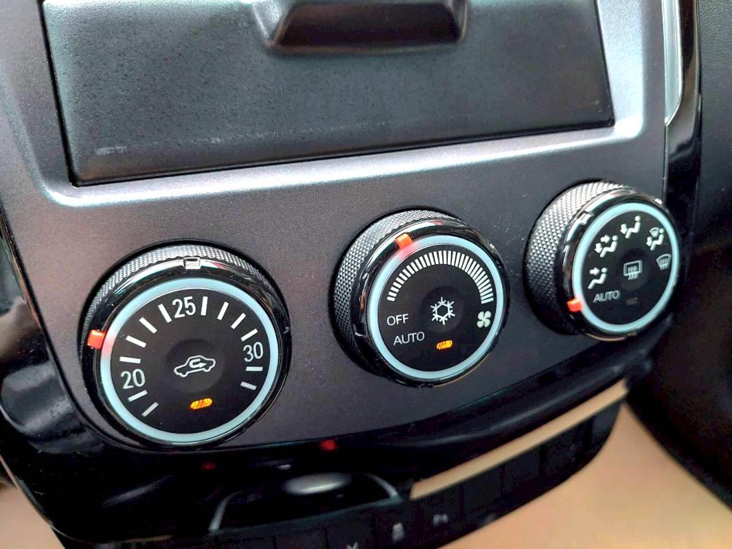 MITSUBISHI COLT PLUS 圖 10