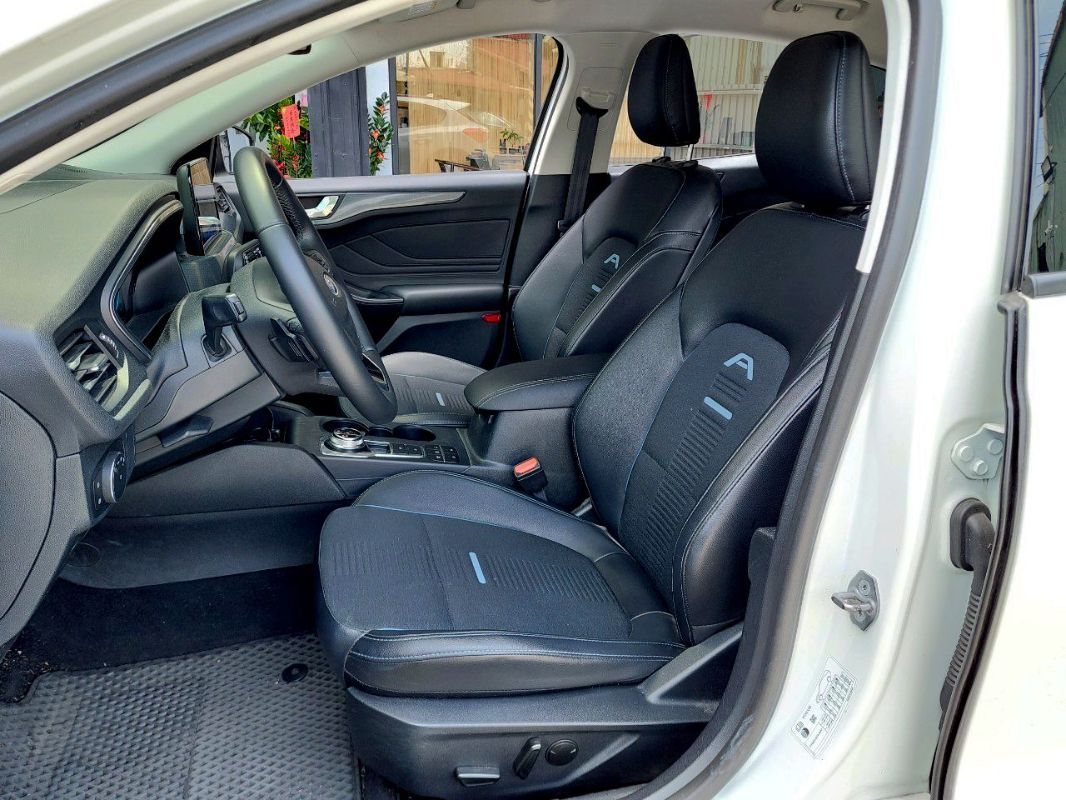 FORD FOCUS ACTIVE 圖 5
