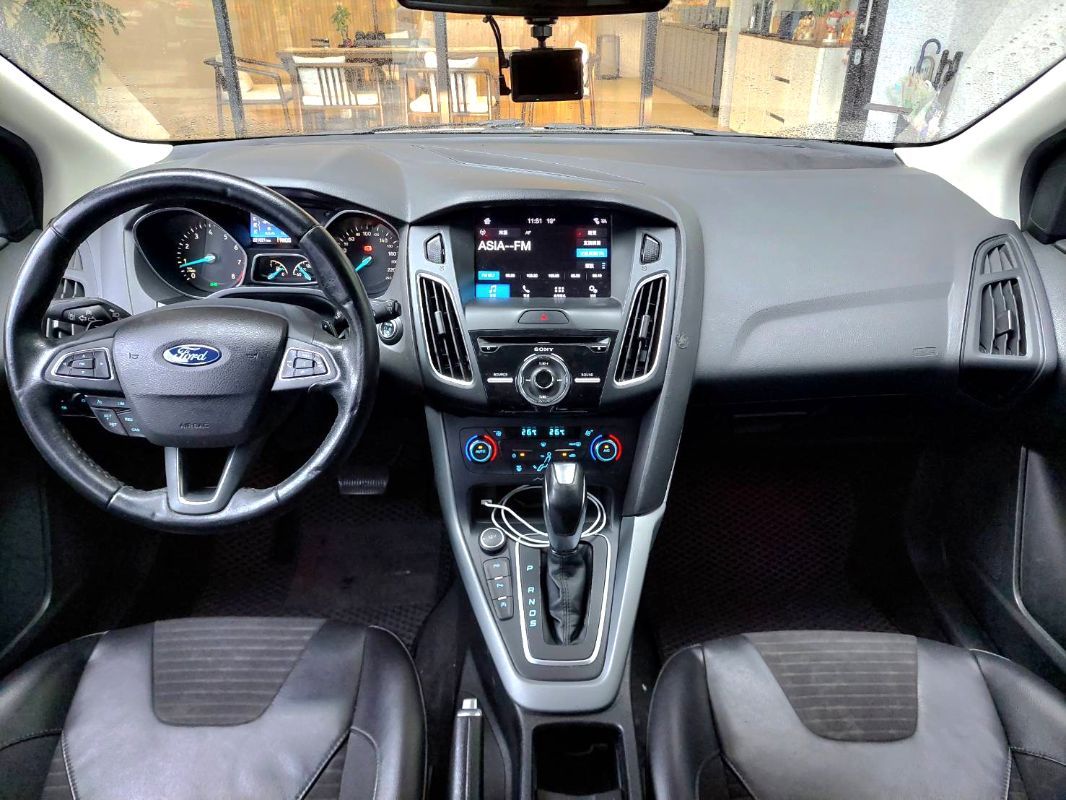 FORD FOCUS 圖 4