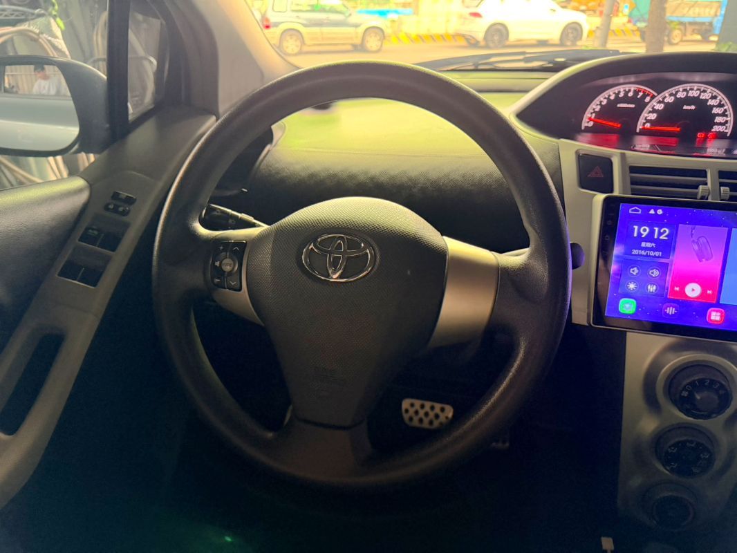 TOYOTA YARIS 圖 7