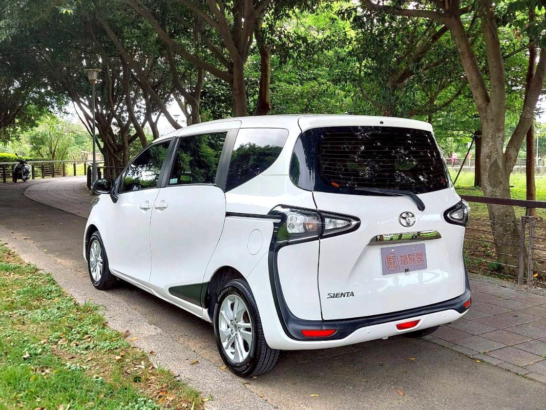 TOYOTA SIENTA 圖 16