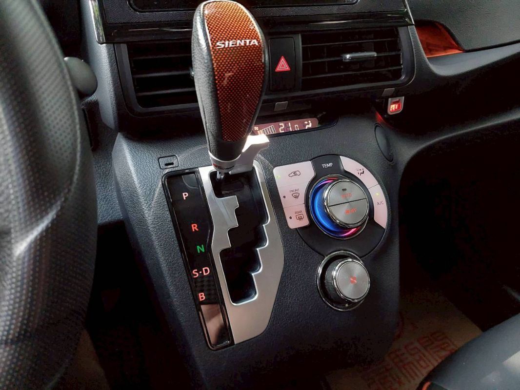 TOYOTA SIENTA 圖 15
