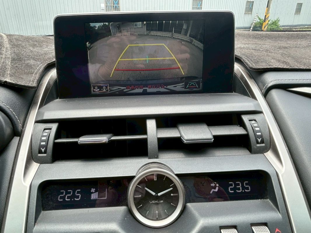 LEXUS NX300 圖 10