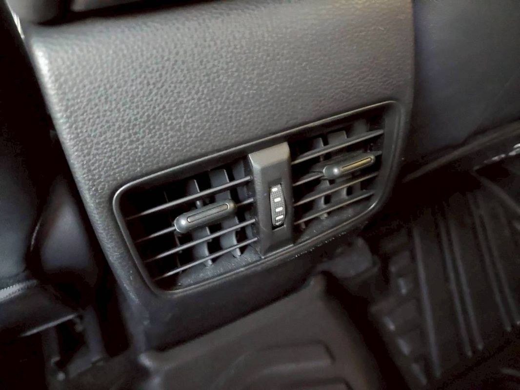 TOYOTA COROLLA CROSS 圖 13