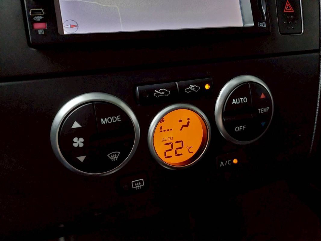 NISSAN TIIDA 圖 10