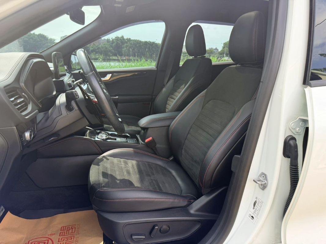 FORD KUGA 圖 4