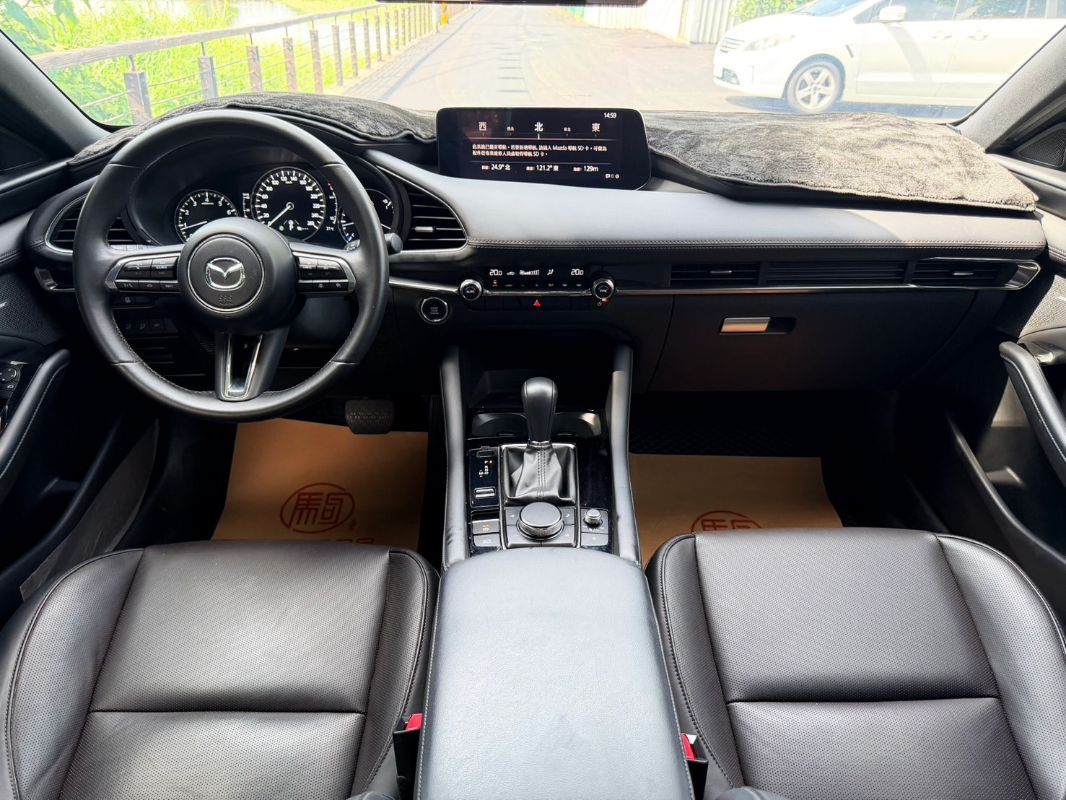 MAZDA MAZDA 3 圖 4