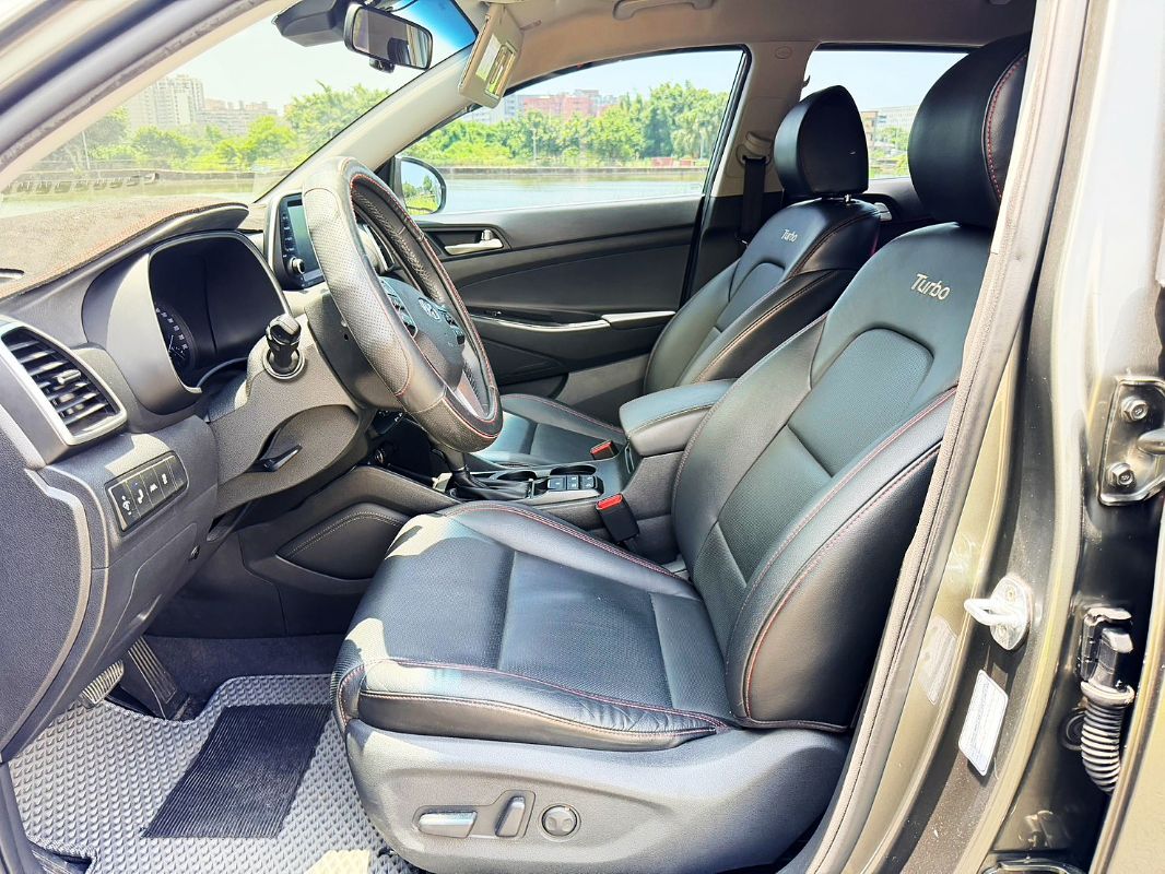 HYUNDAI TUCSON 圖 5