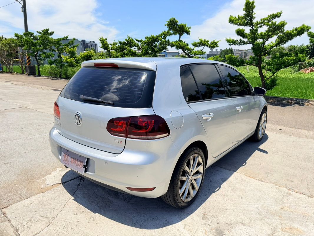 VOLKSWAGEN GOLF 圖 10