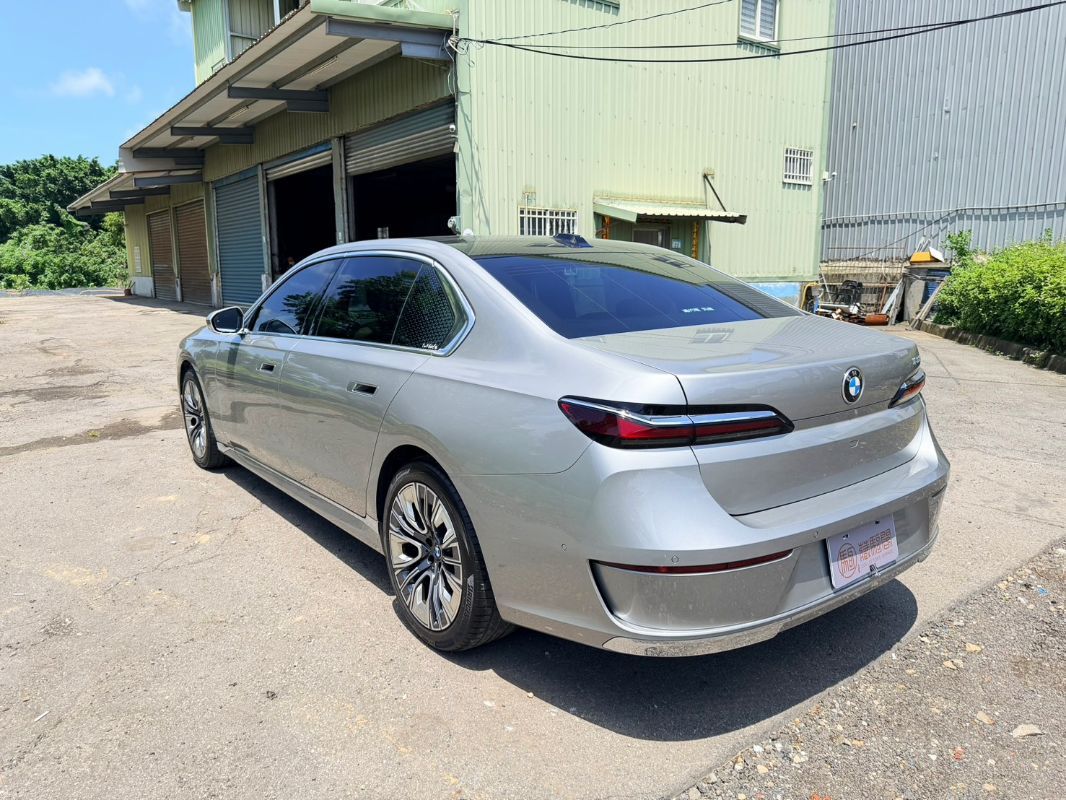 BMW 735I 圖 13