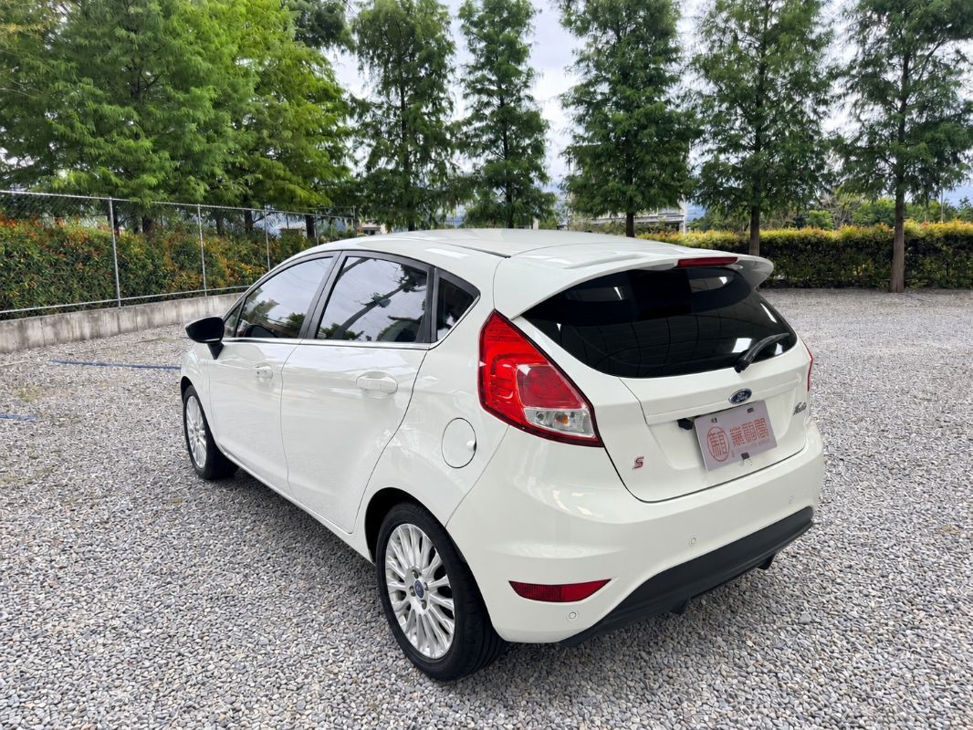 FORD FIESTA 圖 9