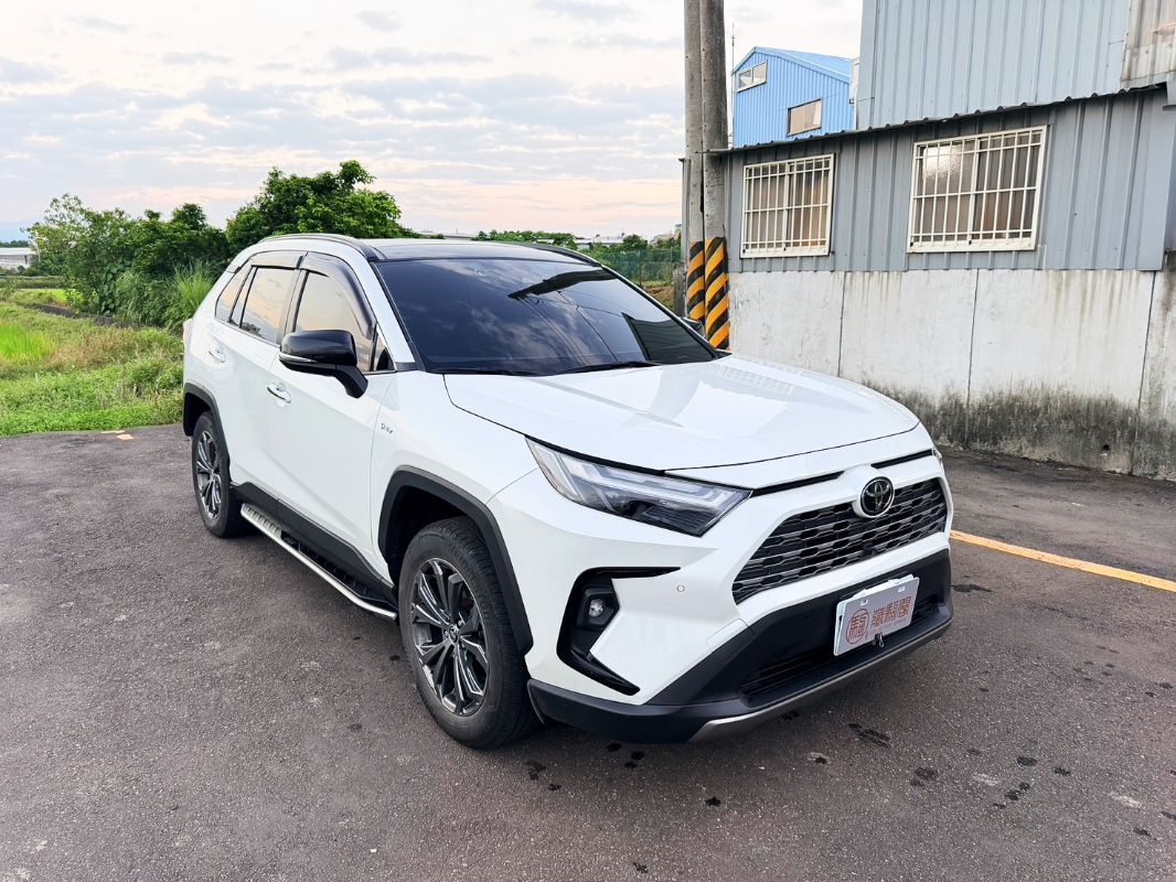 TOYOTA RAV4 HYBRID 圖 3