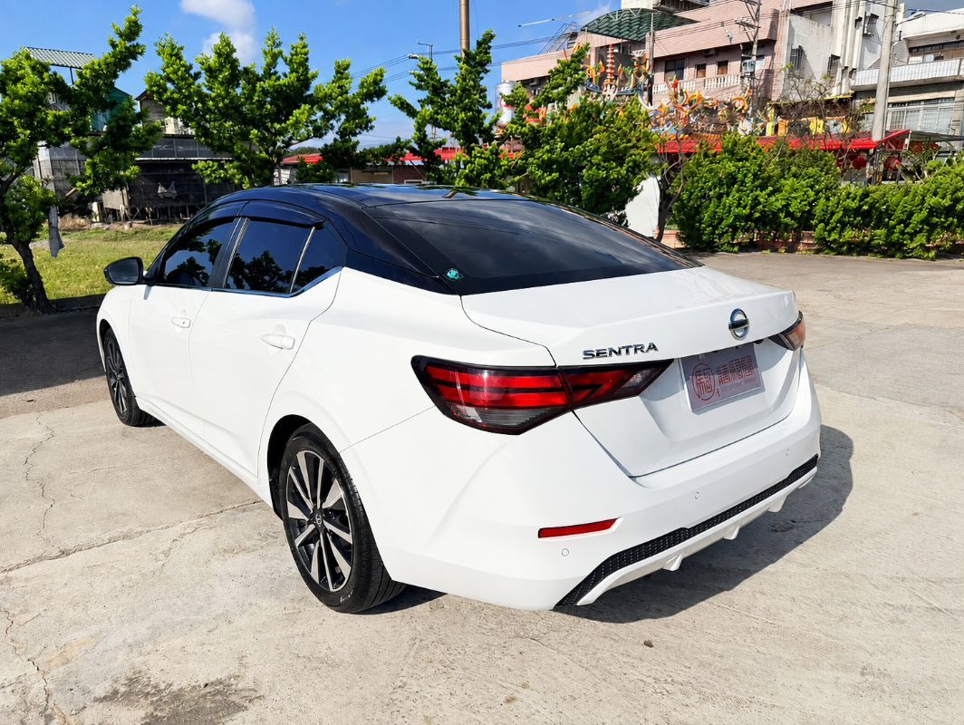 NISSAN SENTRA 圖 10